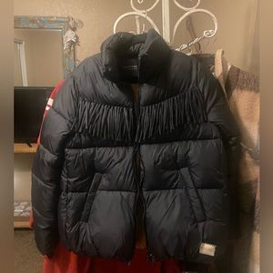 Scotch and Soda puffer fringe jacket. Jet black